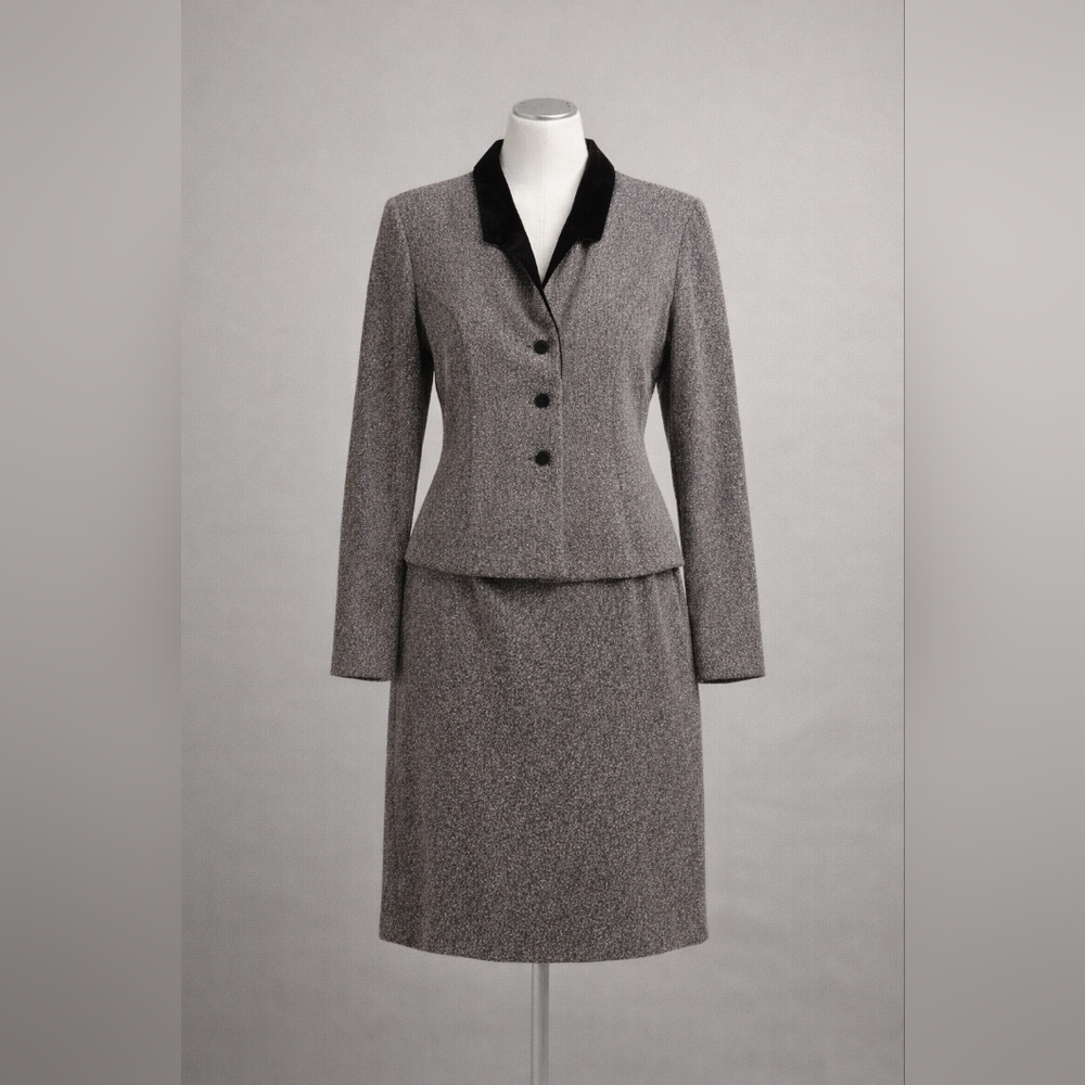 Scarlett Gray and Black Women's Suit